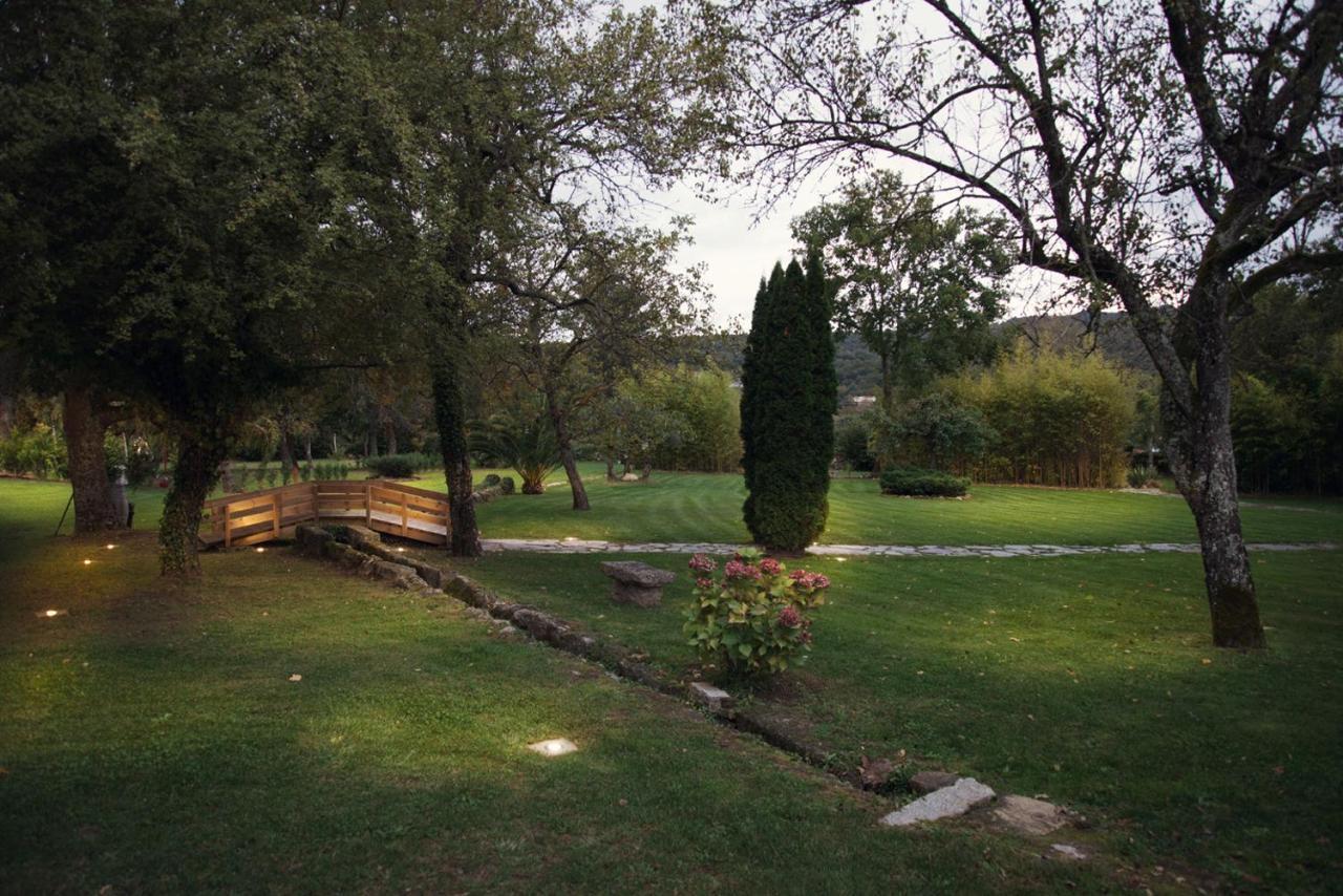 منزل الضيف ثيلانوفا  في Jardines Pazo A Fabrica المظهر الخارجي الصورة